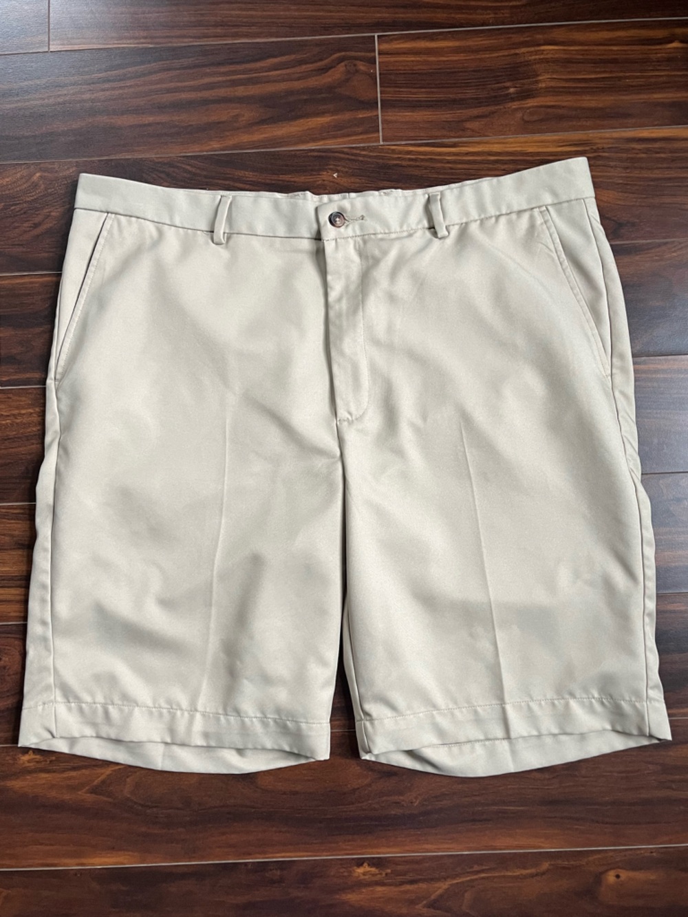 Greg Norman Collection Men's Khaki Golf Shorts, Size 38